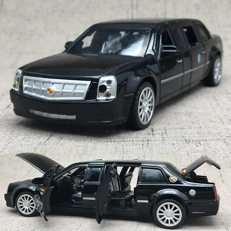 1:32 Сплав роскошный литой под давлением автомобиль модель музыкальный светильник