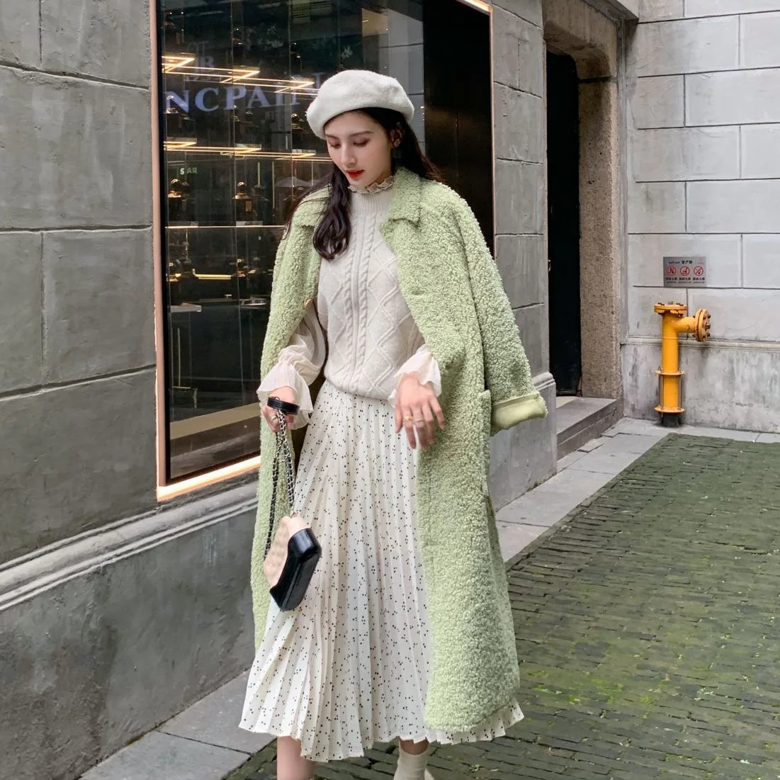 

Photo Shoot CHIC Pastoral Style Lambs Wool Avocado Green Mid-length Fold-down Collar Single Breasted Woolen Cloth Coat Women's W