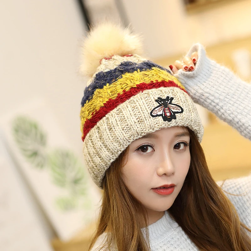 SUEF/шерстяная шапка осень и зима дамы корейская мода милые сладкие волосы пчелы шариковые наушники теплый холодный вязаный колпачок