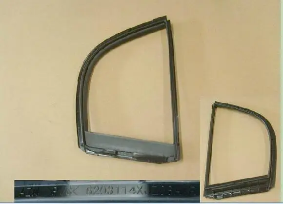 Треугольный глазурованный слот для задней двери L/R для Great wall voleex C50 OEM: 6203113XJZ08A 6203114XJZ08A