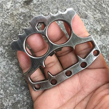 

Durable Stainless Steel Skeleton Shape Beer Bottle Opener Window Breaking Tool Self Defense Knuckle Duster Kitchen Gadgets Tools