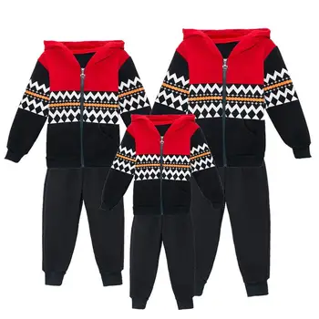 

Dad Son Clothing Set Mom Daughter Sports Wear Family Match Outfits 2020 Winter Hooded Coat + Pants 2pcs Suits Tracksuit