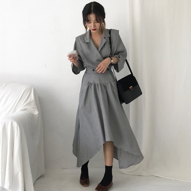 [EWQ] клетчатое женское платье в клетку с длинными рукавами и вырезами, корейская модная одежда, повседневное женское платье большого размера, Новинка осени QK35402