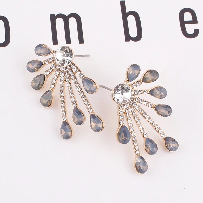 opal grey LUBOV акриловые серьги-гвоздики с бабочкой, стразы из металлического сплава, серьги-гвоздики, Индивидуальные женские ювелирные изделия, рождественские, вечерние, новинка - Окраска металла: opal grey