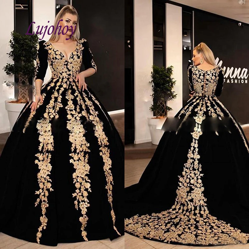 

Black Long Sleeve Lace Quinceanera Dresses Ball Gown Plus Size 15 year old Sixteen Masquerade Sweet 16 Prom Dress