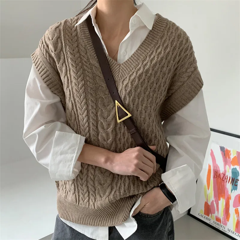 

Knitted Vest for Women V-neck Twist Sleeveless Solid Color Pullover for Winter Casual Fashion Basic Vests 2020 Winter Waistcoat