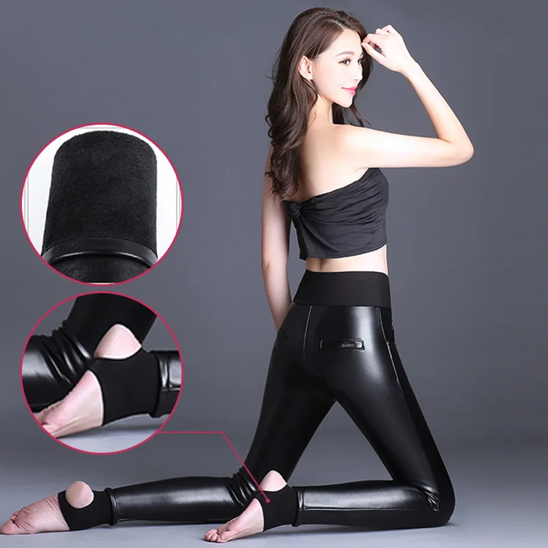 Black thick Foot Женские тянущиеся кожаные брюки с высокой талией больших размеров, бархатные уплотненные женские брюки для маленьких ног, зимние теплые штаны - Цвет: Black thick Foot