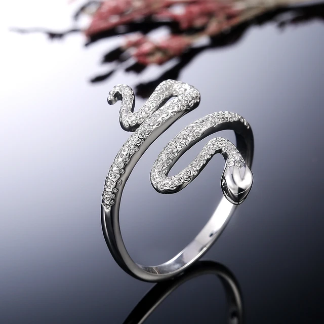 Bague en argent femme serpent