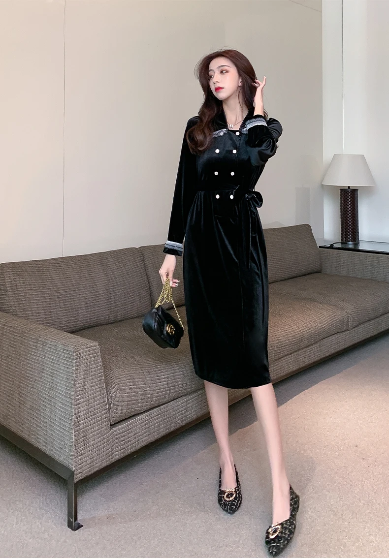 

2020 winter new popular Hepburn style elegant velvet dress doll collar gentle wind French waist slimming little black dress