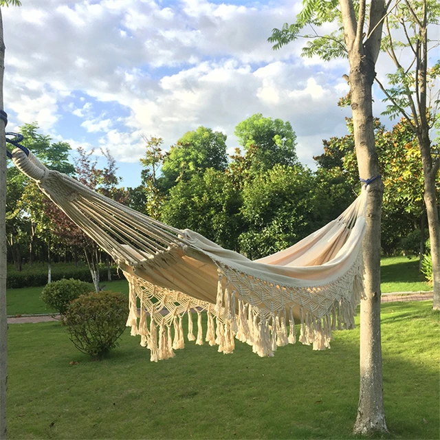 2 Person Hammock Boho Large Brazilian Macrame Fringe Double Deluxe Hammock Swing Net Chair for Out/Indoor Patio Porch Decor white