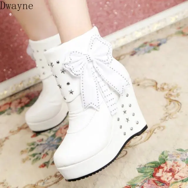 

Wedge ankle boots female 2019 autumn and winter Korean version of the bow rivet women's boots