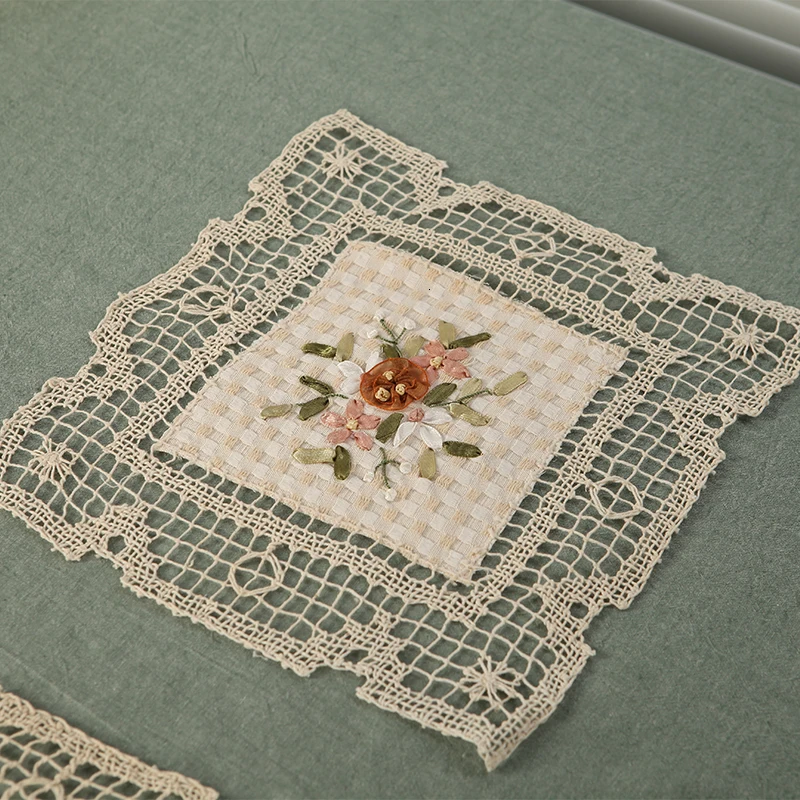 A Pastoral Handmade Crochet Cotton Christmas Doily Embroidery Flowers Insulation Pad Coffee Cup Coaster Mat Set Table Napkin Decor - Color: A