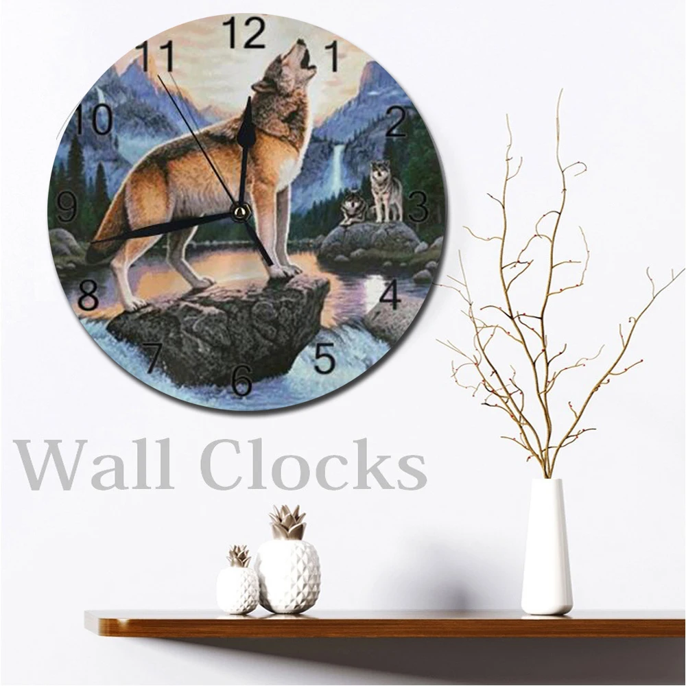 Wolf Pattern Wall Decor Clocks Numeral Digital Dial Mute No Ticking Sound Battery Operated Clock for Children's Playroom Bedroom