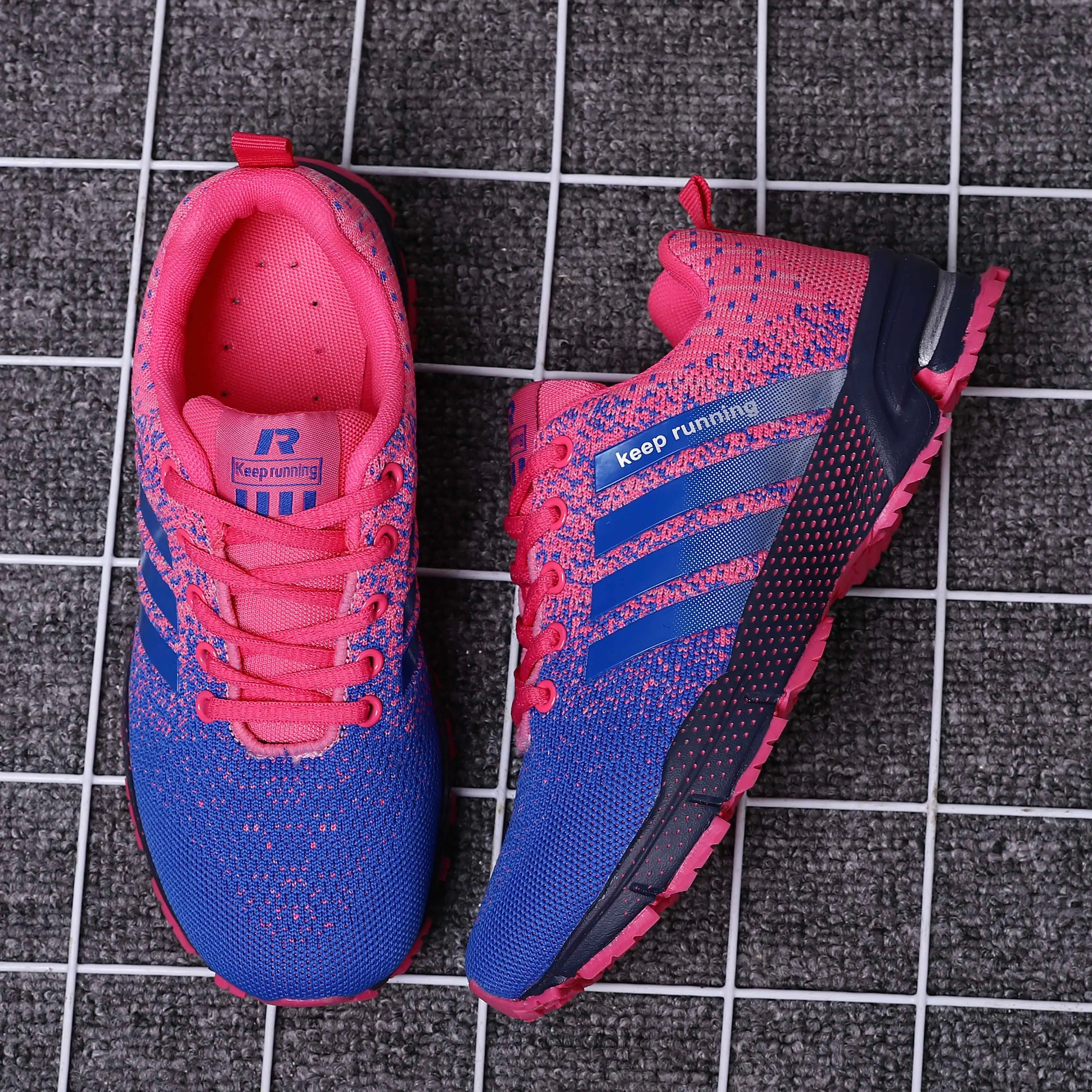 Женская обувь для бега, дышащие женские кроссовки Flyknit, мужские брендовые Нескользящие повседневные спортивные кроссовки, полосатая обувь для влюбленных, Размеры 35-46