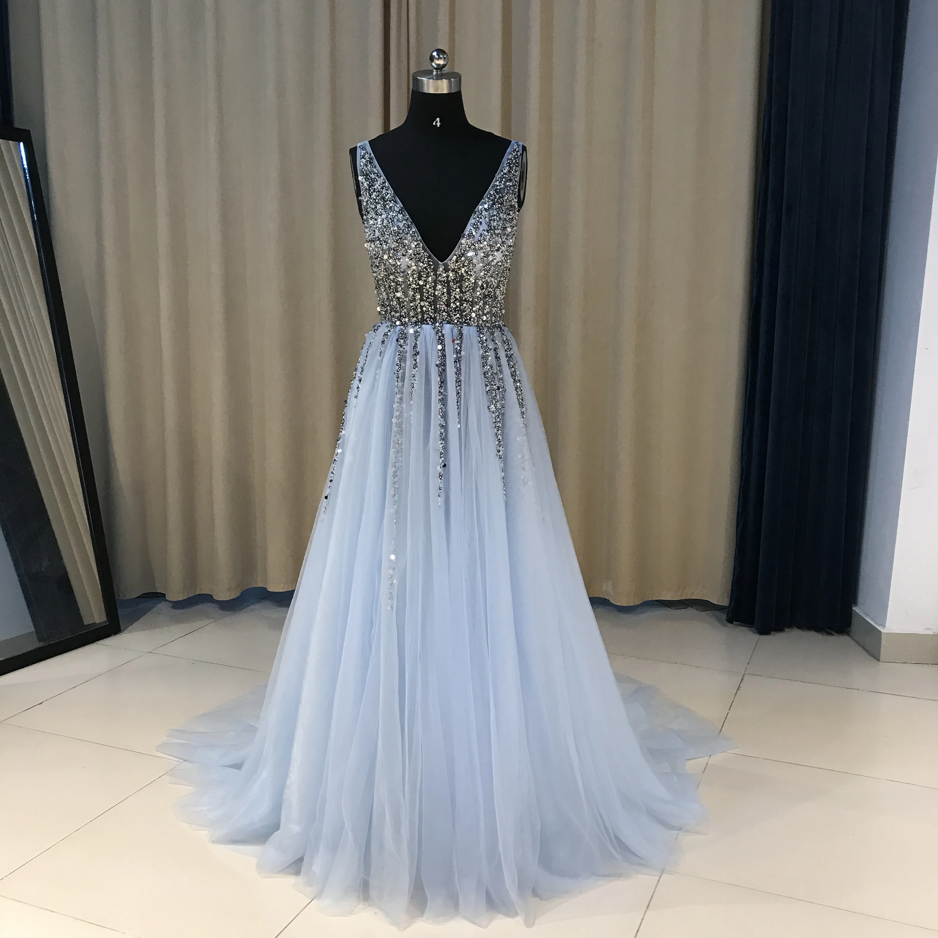 BacklakeGirls Sexy V Neck Tulle Beaded Sequined Evening Dress Sleeveless Backless Split Joint Abendkleider Lange Kristall - Цвет: Lake blue