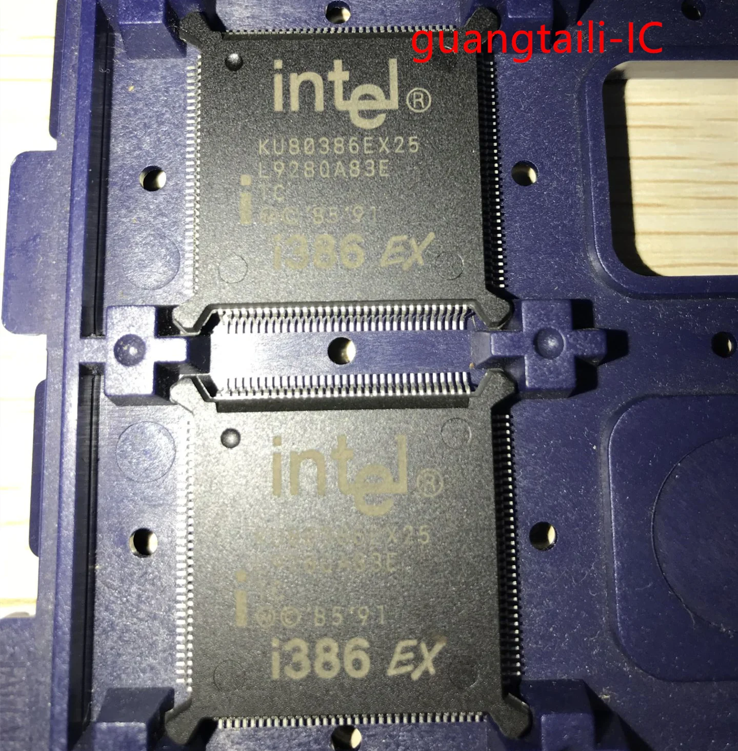 

2PCS KU80386EX25 KU80386EX25 TC KU80386EX33 KU80386EX33 TC QFP132 CPU embedded microprocessor controller