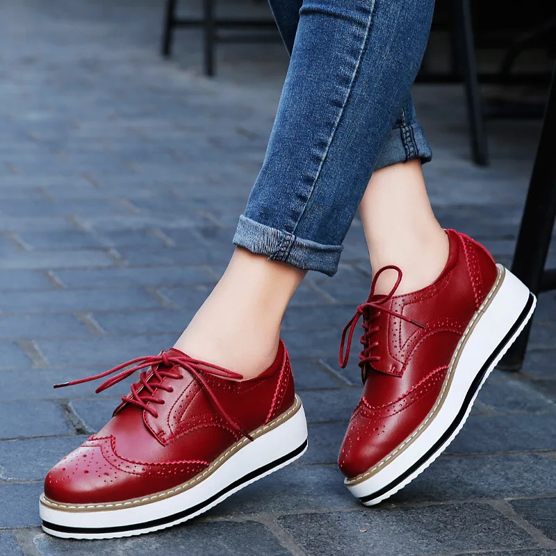 Spring Autumn Flat Oxford Shoes For Women Platform Shoes Woman Brogue Patent Leather Flats Lace Up Women Female