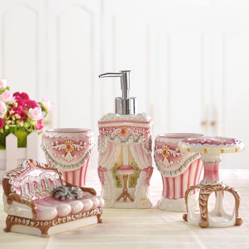 

Luxury European Bathroom Sets 4pcs Soap Holder Lotion Bottle Shower White Porcelain Dishes Toothbrush Cup Holder Bathroom Decor