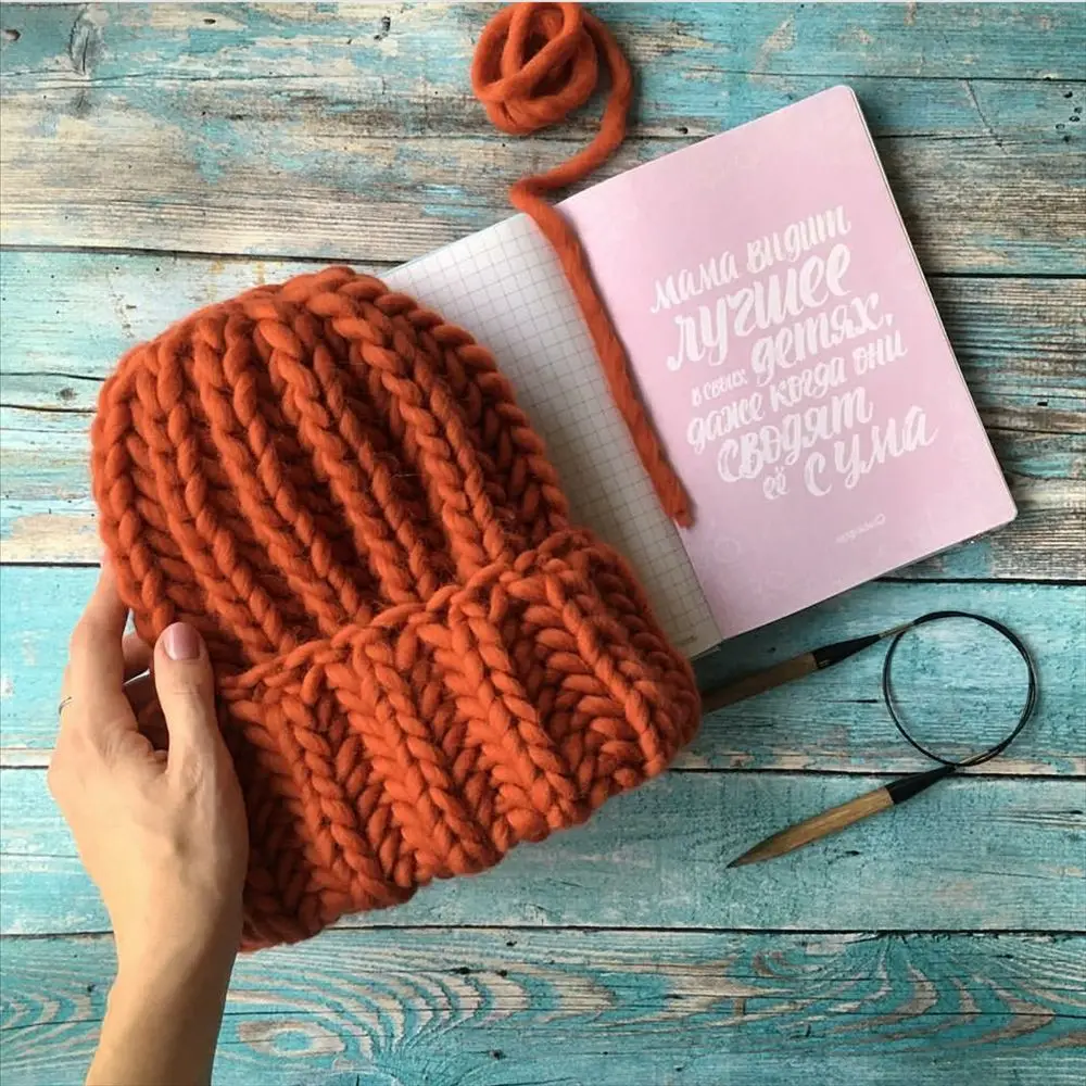 Женская зимняя Новинка, однотонная вязаная теплая шапка Skullies Beanies, шапка в горошек, мягкая модная шапка, Толстая шерстяная шапка Z15