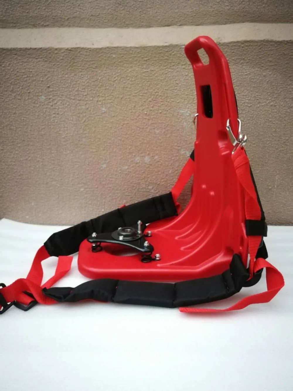 e88cb1367e45c54e640a43942081011