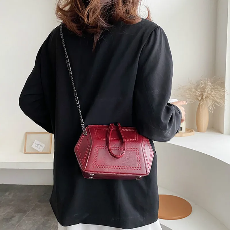 

High Sense Women Bag 2020 Spring New Hexagon Mini Chain Ins Fashion Shoulder Messenger Bag PU Leather Crossbody Bags for Women