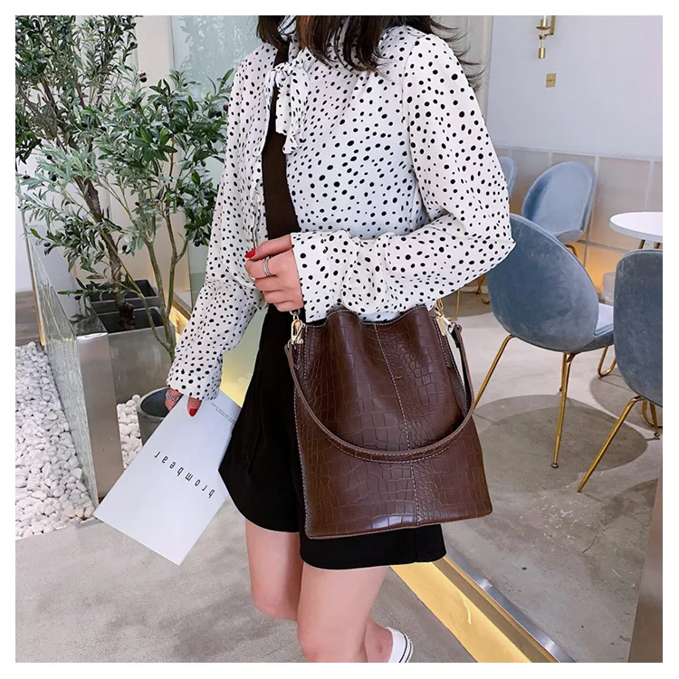Krokodilmuster Pu Leder Beuteltasche Damen Schultertasche Handtasche_voghion.com