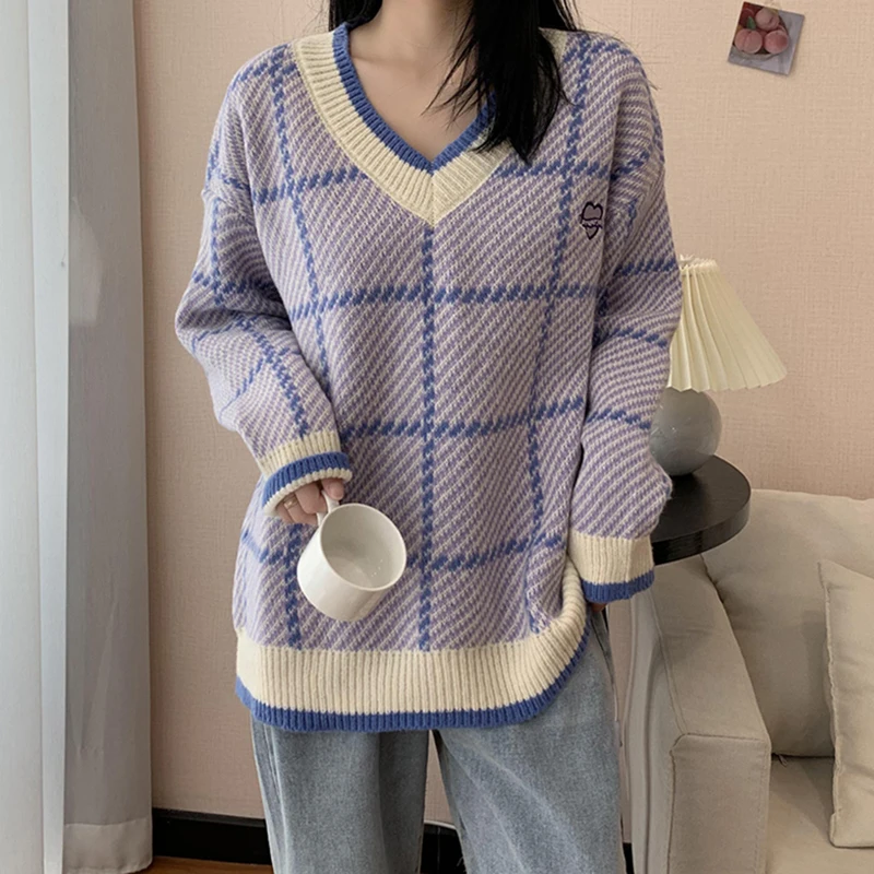 

Женский вязаный свитер в клетку с вышивкой, элегантный пуловер оверсайз с V-образным вырезом и длинными рукавами в Корейском стиле, 2021