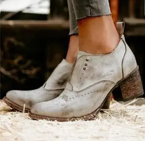 

Round Toe Med Casual Slip-On Vintage Boots For Women Square Heel Ankle Autumn Winter Boots Buckle Shallow Metal Decoration