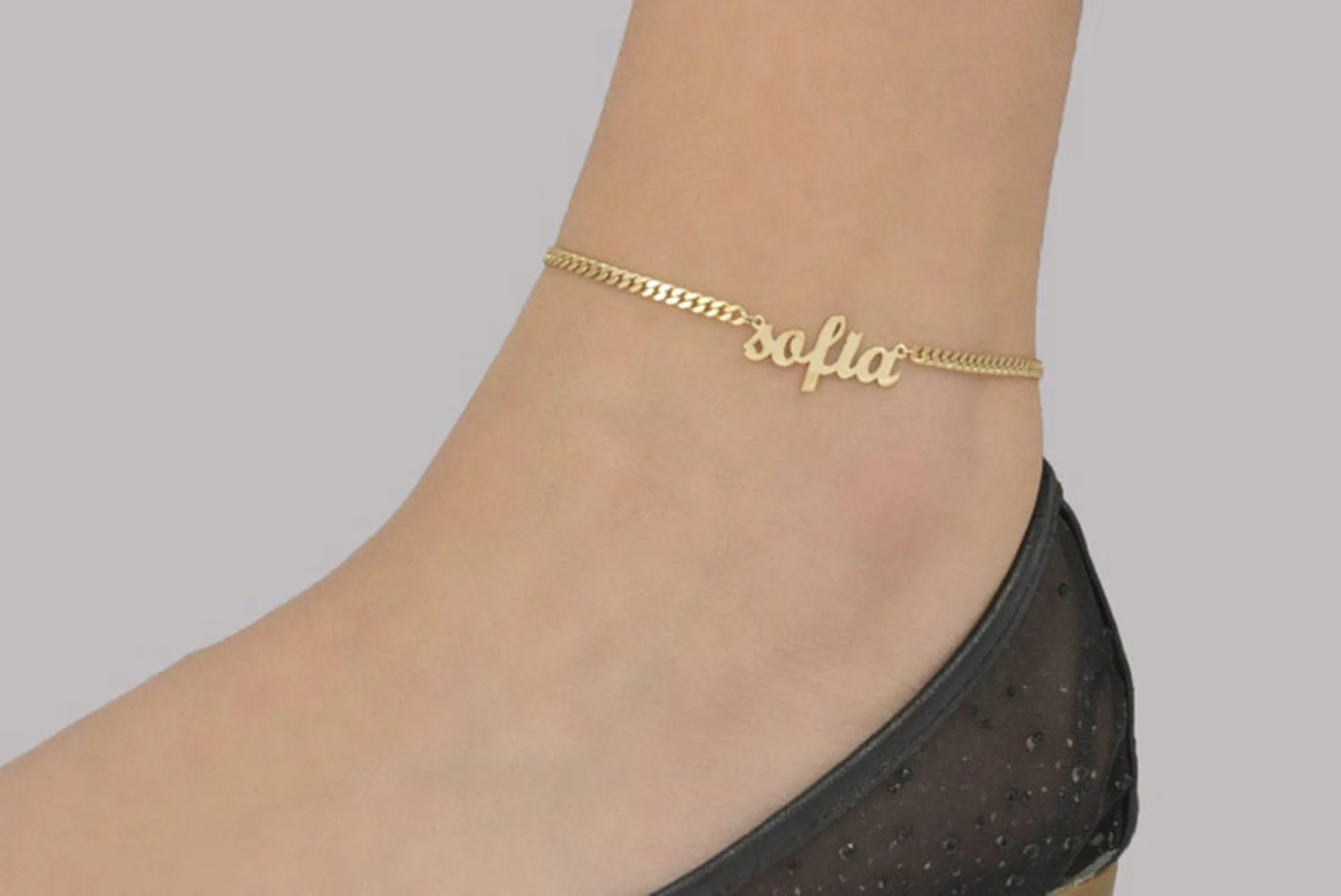 

Name Anklet Custom Foot Accessories Beach Jewelry Summer Nameplate Anklet Girlfriend Gift Bridesmaid Gift