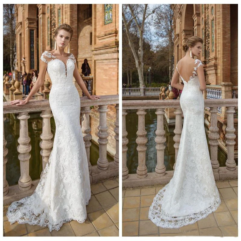 

Real Photo Sparkle White Mermaid Wedding Dress Red Golden V Neck Gorgeous Wedding Gown Vestido De Noiva Praia