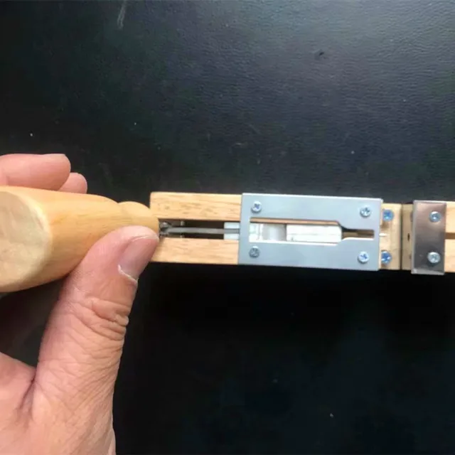 1Db Új Méhészkészletek Fészekkeret Fészek Lyuk-Lyukasztó Eszközökhöz Méhsejt-Keret Lyukasztó Méhészeti Eszközök - Image 4