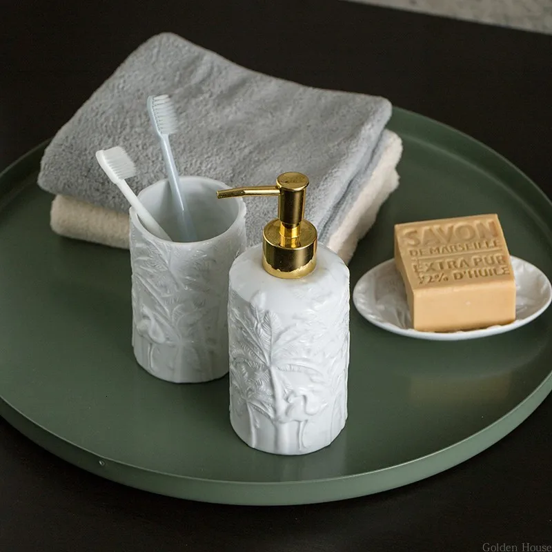 Набор из четырех элементов для ванной комнаты, гелевая бутылка для душа в скандинавском стиле, тисненая пальма, принадлежности для ванной комнаты, отель, мыльница, держатель для зубных щеток