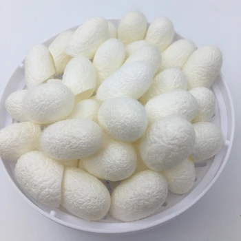 

New 90pcs Organic Natural Silkworm Balls Exfoliating Scrub Blackhead Remover Silk Cocoons Facial Skin Care Whitening Unbleached