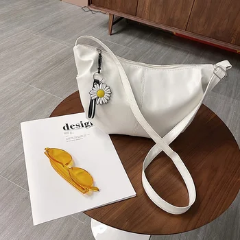 

Temperament Underarm Bag Female 2020 Summer New Fashion Solid Color French Stick Bag Niche Design Shoulder Bag Handbag