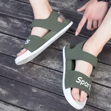 Мужские сандалии; модная Уличная Повседневная обувь; Новинка года; легкие удобные мужские сандалии; высокое качество; Sandalias Hombres; мужская обувь