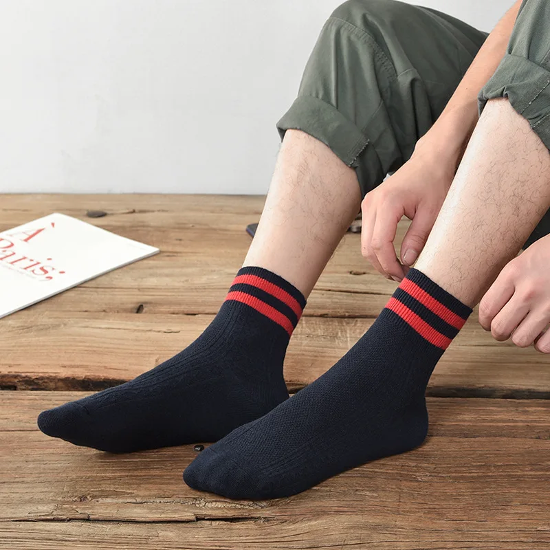 socks for men near me