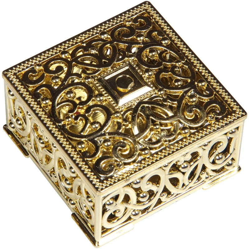 

100Pcs Luxury Golden Square Candy Box Treasure Chest Wedding Favor Box Party Supplies