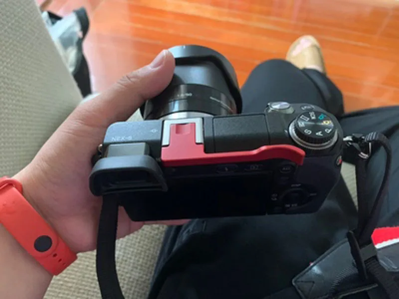 

Алюминиевая рукоятка Горячий башмак для фотокамеры SONY NEX-6