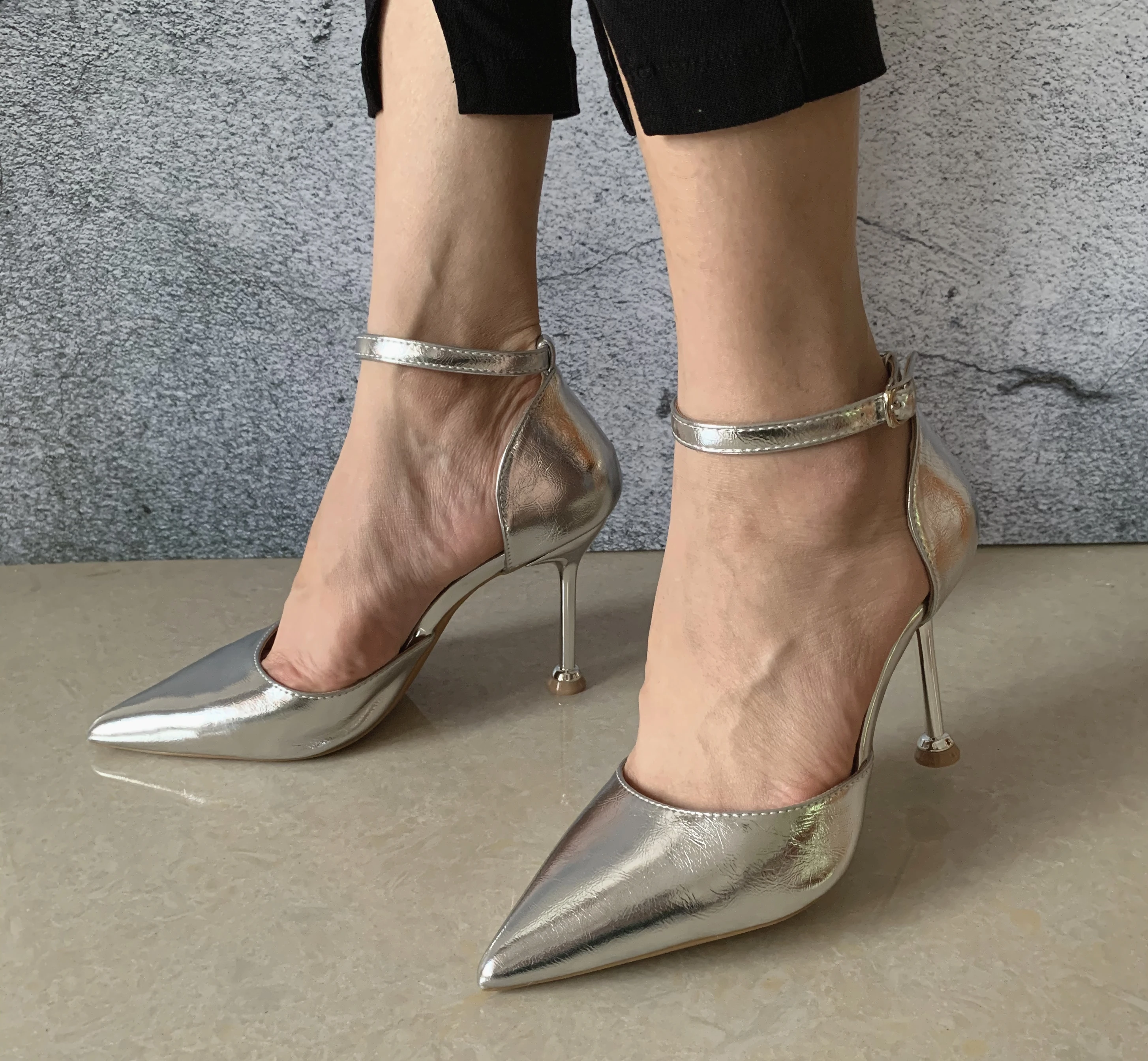 

New Sandals Shoes Women Pumps Patent Leather Pointed Women Sandals High Heel Ladies Shoes wedding shoes bride sandals 5-Color