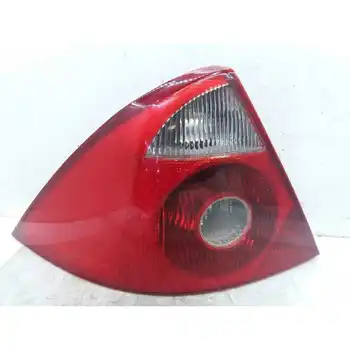 

1371852 Right Rear light Ford Mondeo Saloon (ge) Ghia
