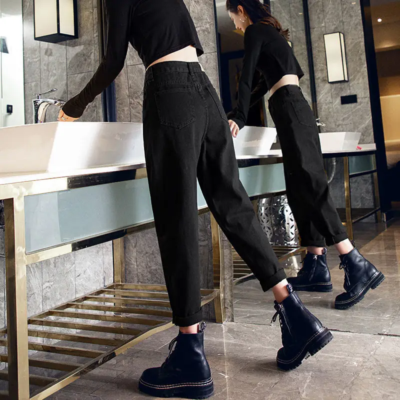 

Plus-in/no-velvet high-waisted straights loose-fitting skinny wide-leg jeans.