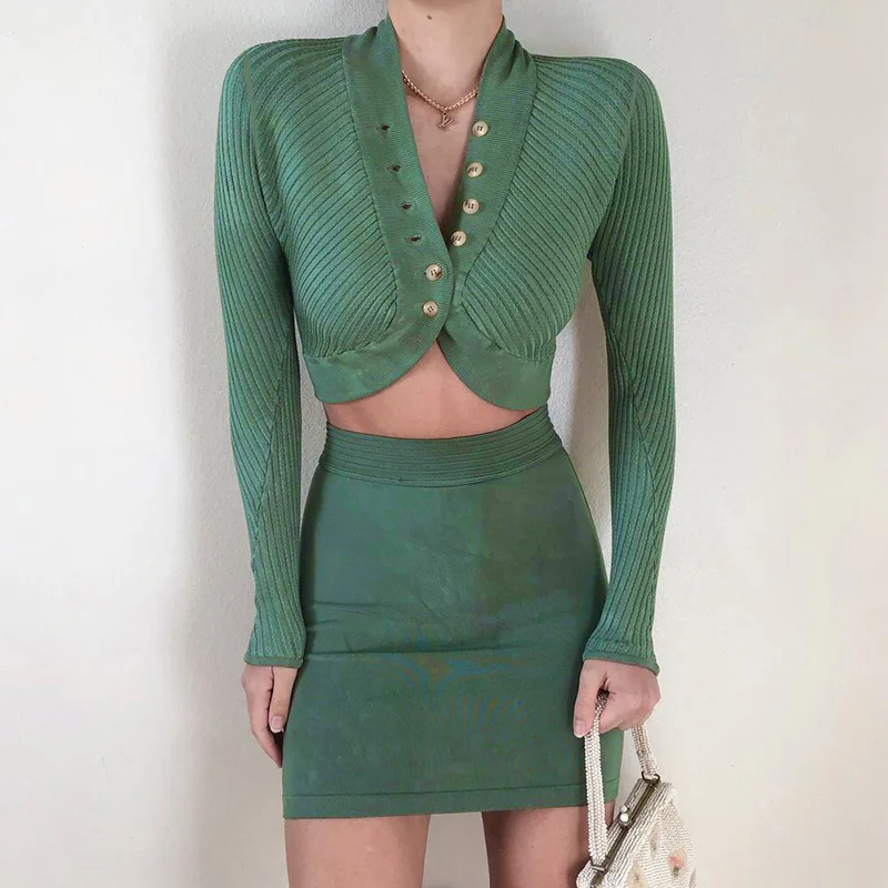 

Button V Neck Women Tops Long Sleeve Knitted T Shirts Solid Color Casual Short Sexy Slim Cropped Tops Vintage Tee Shirt Femme