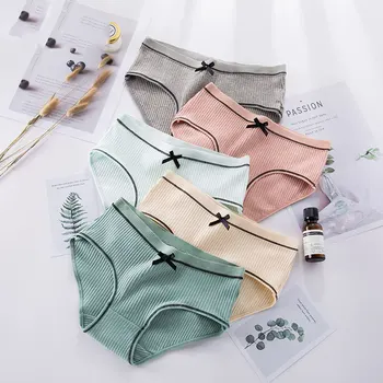 

Comfortable New Women's Pure Cotton Underwear Female Girls Middle Waist Seamless Triangle Pants