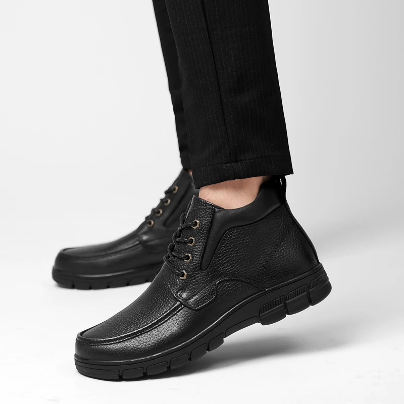 

Winter men's casual shoes leather soft bottom dad shoes middle-aged high plus velvet warm cotton shoes men's large size 4748