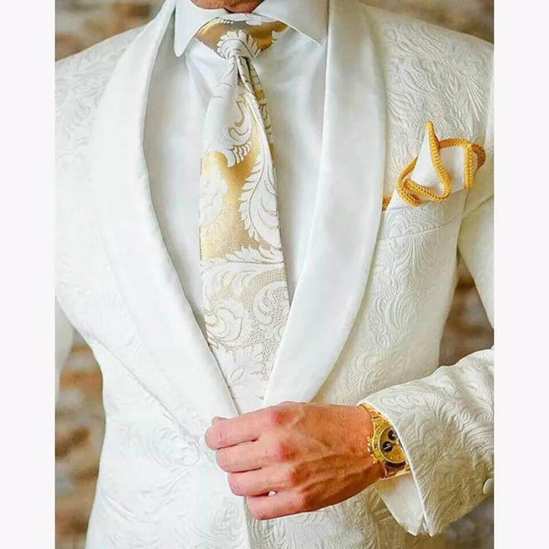 

White Paisley Tuxedos Groomsmen Wedding Suits For Men British Style Custom Made Mens Suit Slim Fit Best Man Blazer 2 Piece