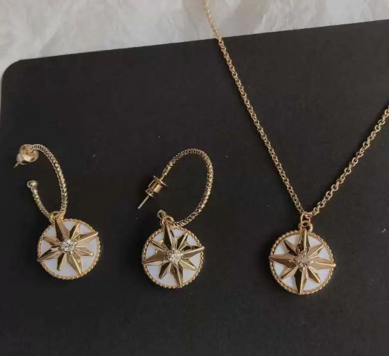 

Star Compass Earrings White Shell Star Eardrop Women's Neck Chain Jewelry Set