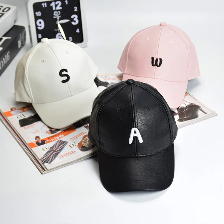 PU зимняя повседневная черно-белая и розовая шапка с вышитыми буквами, повседневные Хип-хоп шапки и кепки с кольцом