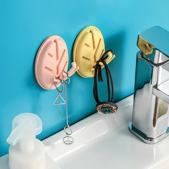 

Newly 2Pcs Folding Hook Wall Mount Hooks Multifunctional Leaf Hooks for Bathroom Living Room with Multi Folding 4 Arms T