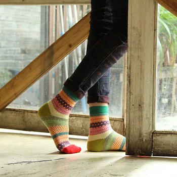 

Women Thick Warm Wool Cashmere Soft Casual Cotton Socks Winter Colorful Socks Multi-Color Fashion Unisex Stripe Cotton Socks