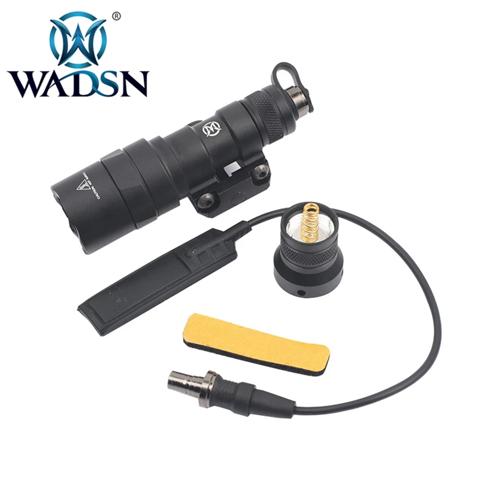 WADSN страйкбольные факелы SF M300B мини-светильник для разведчика пистолет лампа M300 210 люменов Softair Flash светильник WEX358 охотничий оружейный светильник s - Цвет: Черный